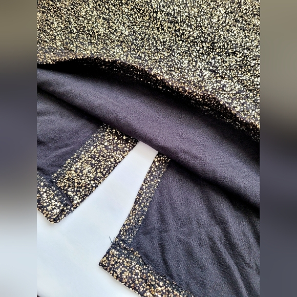 TORRID Women Plus Size Chic Gold Shimmer/Glitter Stretch Skirt Lined Pull On 26 - Picture 5 of 16